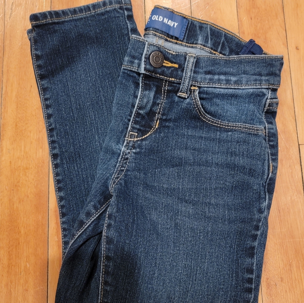 Old navy jean capris.